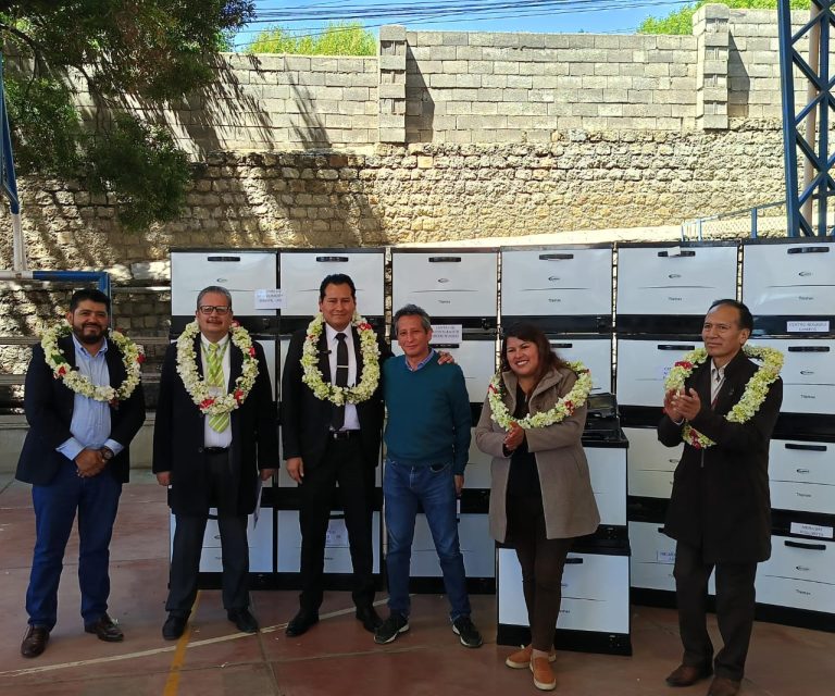 Centros de Acogida de La Paz reciben en donación hornos y cocinas de la Fiscalia departamental