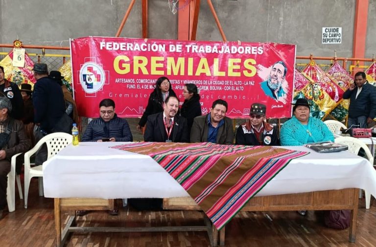 Gobernación de La Paz sostiene ciclo de socialización sobre personalidades jurídicas