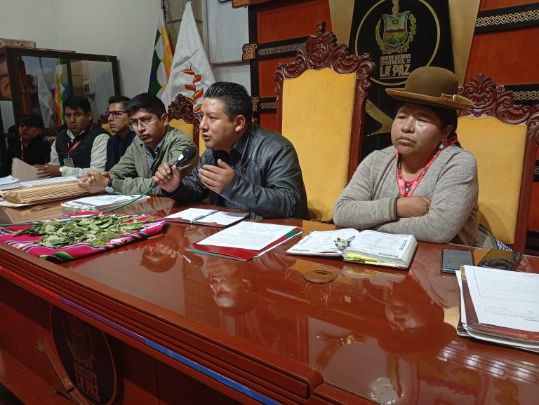 Proyecto de pozos profundos en la provincia Camacho se viabiliza con intermediación de Santos Quispe