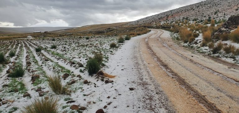 Gobernación paceña se apresta a atender a los municipios afectados por desastres naturales