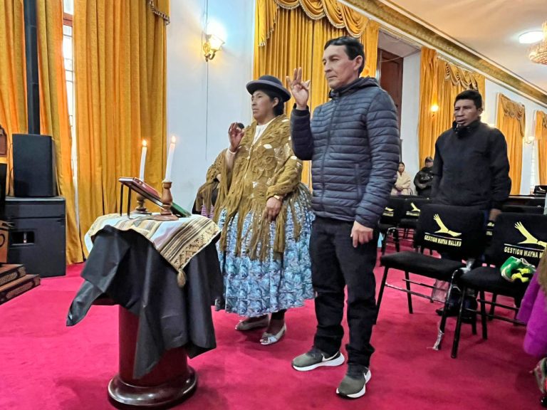 Juran al cargo los subgobernadores de Abel Iturralde y Los Andes con la misión de coordinar obras