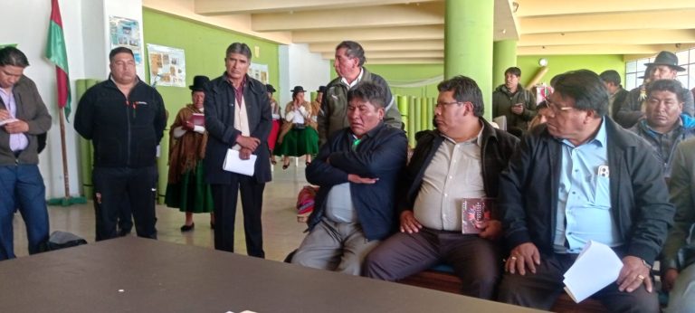 Gobernación convoca al diálogo en Coripata y reporta 70% de avance en consenso de tarifas del transporte interprovincial