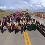 Municipio de Desaguadero estrena nueva carretera con el Gobernador Santos Quispe