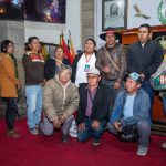 Con firma de convenios, la Gobernación paceña posibilita la construcción de dos sistemas de riego para Coroico e Inquisivi