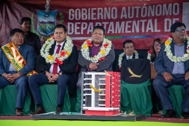 Con la presencia del Gobernador paceño, comienzan las obras del edificio que reforzará la lucha contra la violencia en la Fiscalía